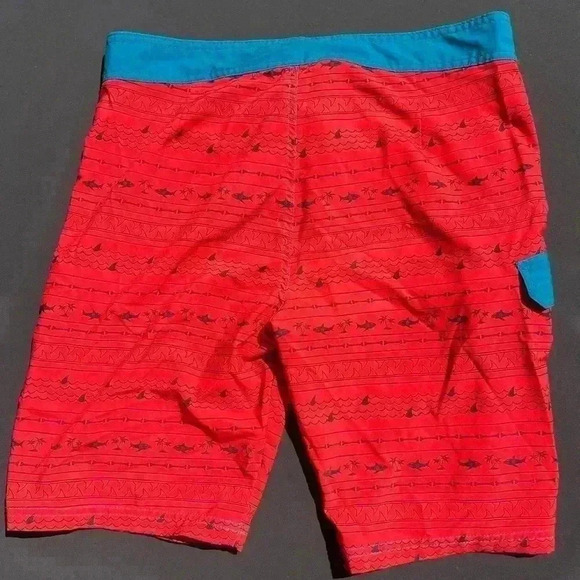 Carbon board shorts - Picture 3 of 3